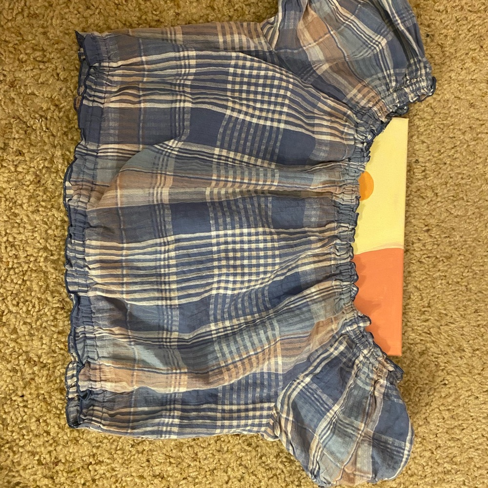 american eagle blue crop top size: medium